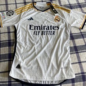 NWT Men's Real Madrid 2023/2024 Home Kit - Size L Jude Bellingham #5